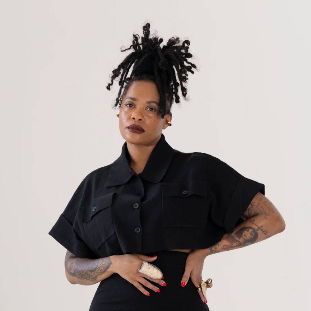 Black crop top button down shirt